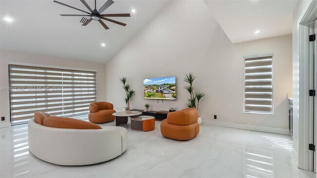 Foto del edificio - 7350 NW 54th Ct