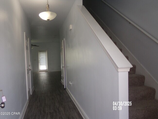 Foto del edificio - 5836 Callaway Cir