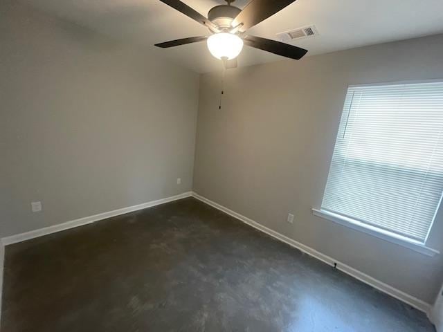 Building Photo - 2443 Zanone Ave