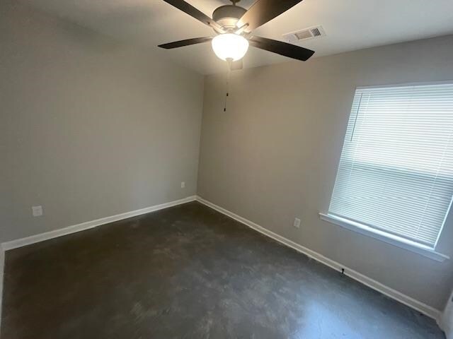 Foto del edificio - 2443 Zanone Ave