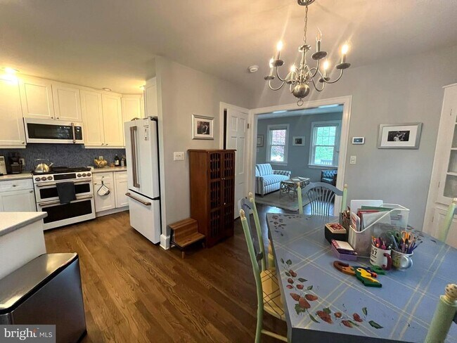 Foto del edificio - 4828 16th Rd N