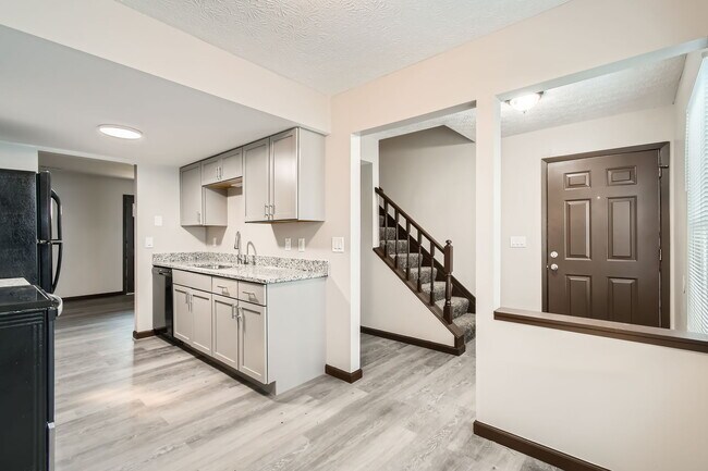 Building Photo - 6168 Fortin Ct