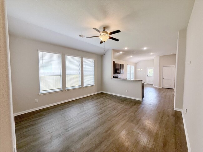 Building Photo - 14613 E Pine Heart Dr