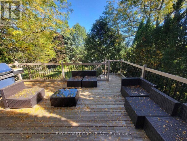 Building Photo - 98 Brookeview Dr