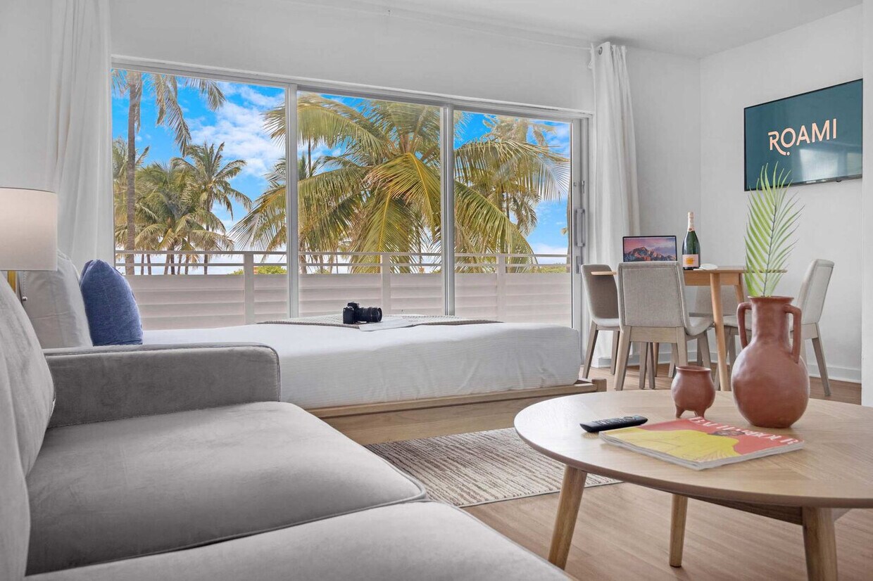 Foto principal - 1200 Ocean Dr