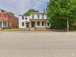 Building Photo - 709 High St