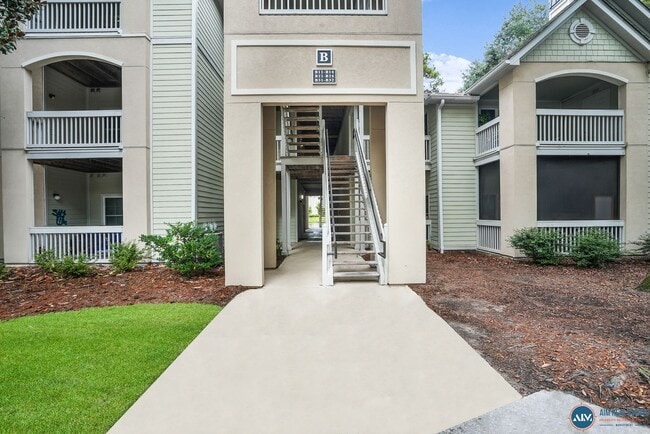 Building Photo - 1BR / 1BA Condo in Gated Summer House Comm...