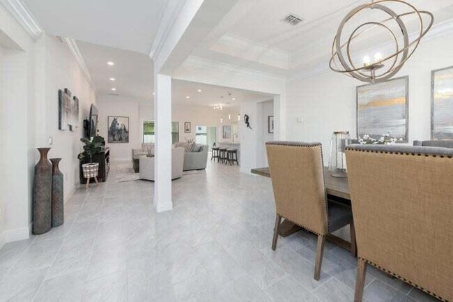 Foto del edificio - 5680 NW Croton Ave