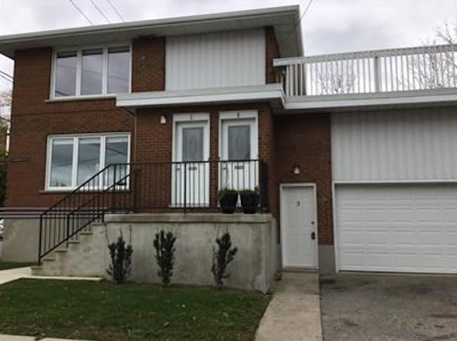 Photo du bâtiment - 232 Wharncliffe Rd N