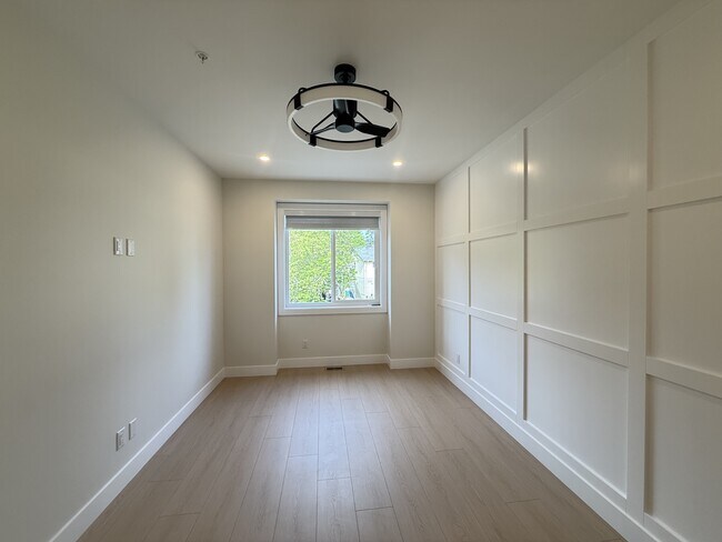 Photo du bâtiment - 8 Leam Rd
