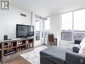 Building Photo - 388-1388 Bloor St E
