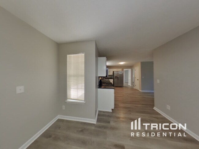 Foto del edificio - 4250 Donna Way