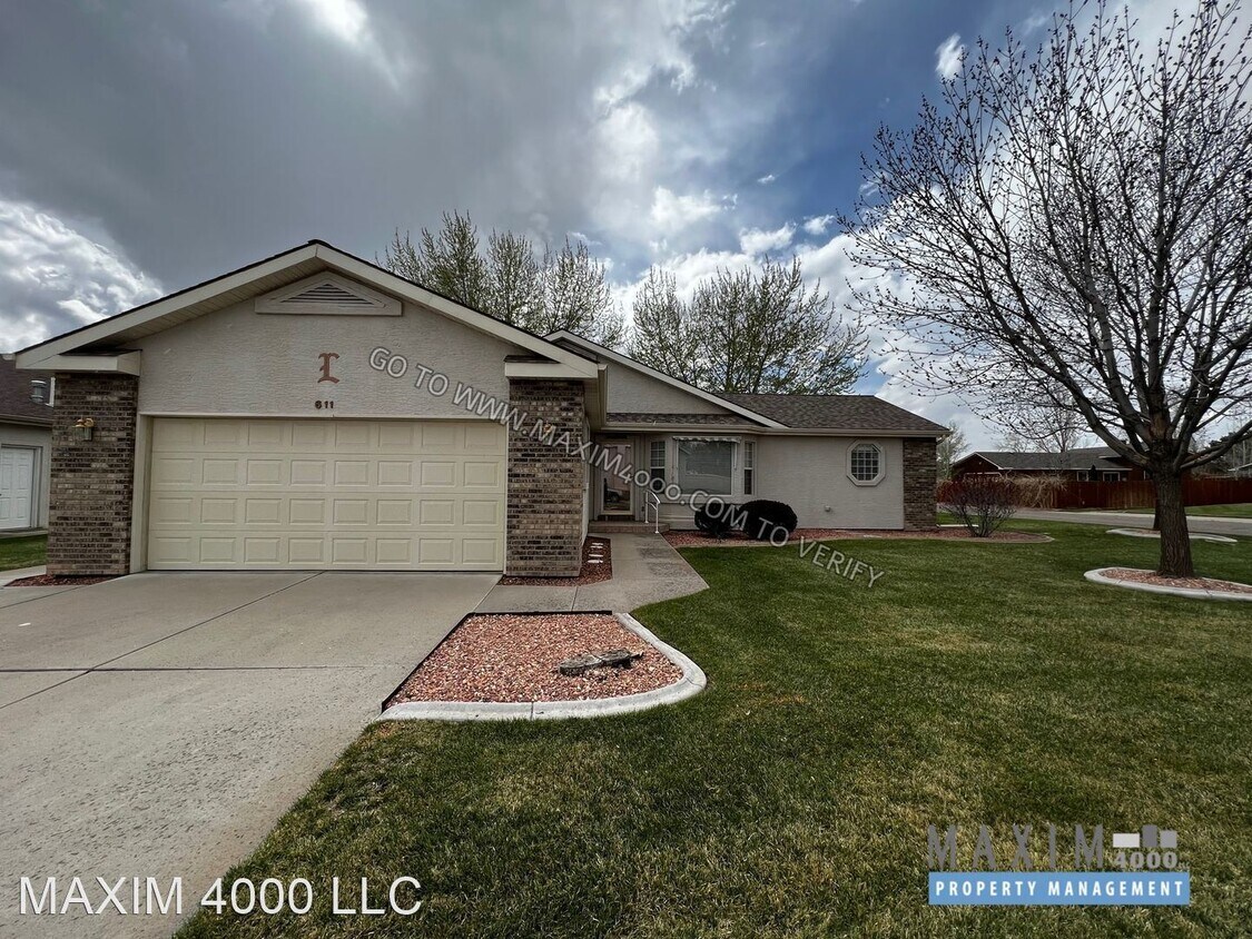 3 br, 2 bath House 611 SHADOWBROOK DRIVE House Rental in Grand