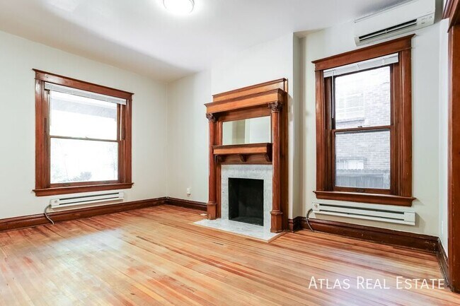 Foto del edificio - 1066 N Clarkson St