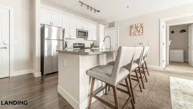 Building Photo - 1494 N High St