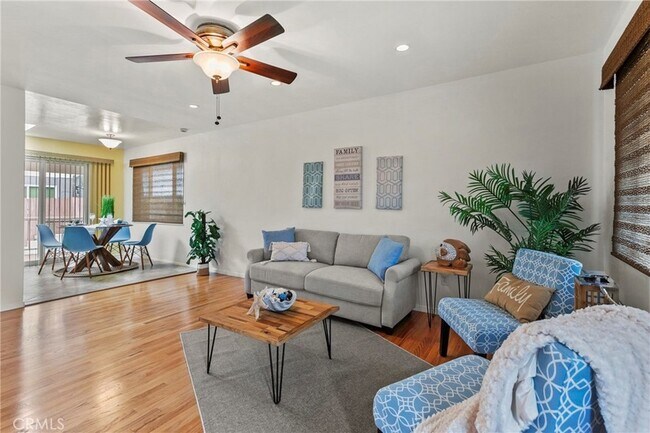 Foto del edificio - 126 Capistrano Ave