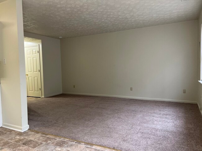 Building Photo - 322 Beacon Hill Dr