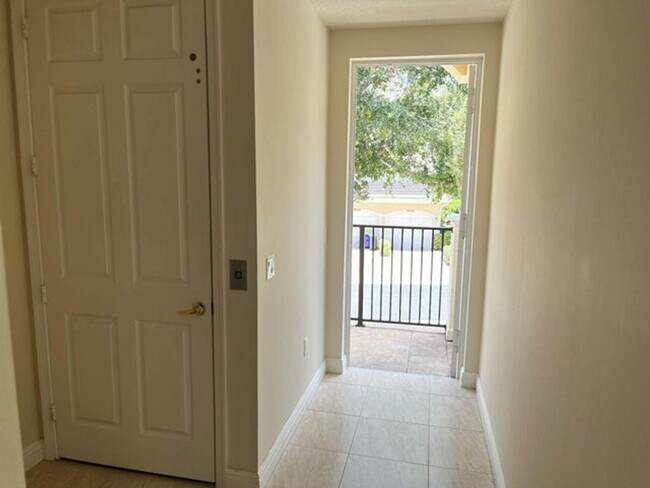 Foto del edificio - 12547 SE Old Cypress Dr