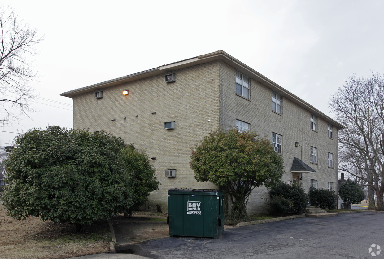 Building Photo - Pembroke Apartments