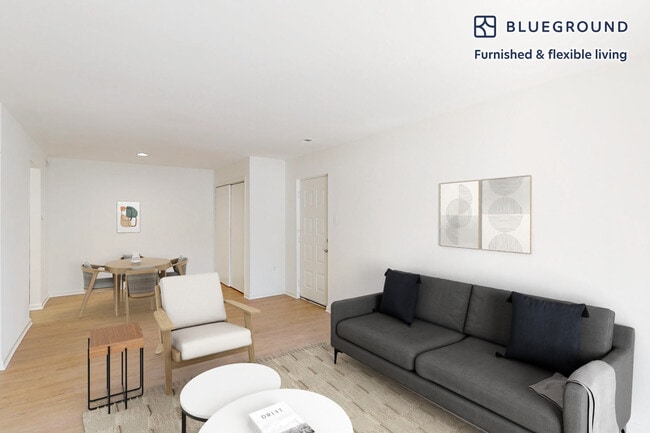 Foto del edificio - 5441 Columbia Rd