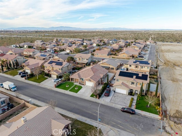 Foto del edificio - 5059 Keston Dr