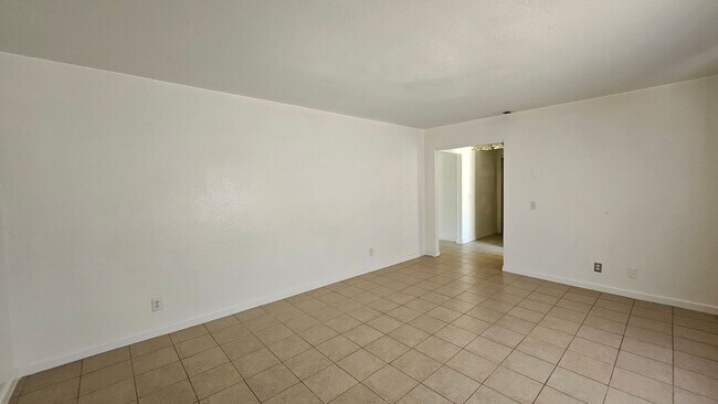 Foto del edificio - 21398 Baldwin Ln