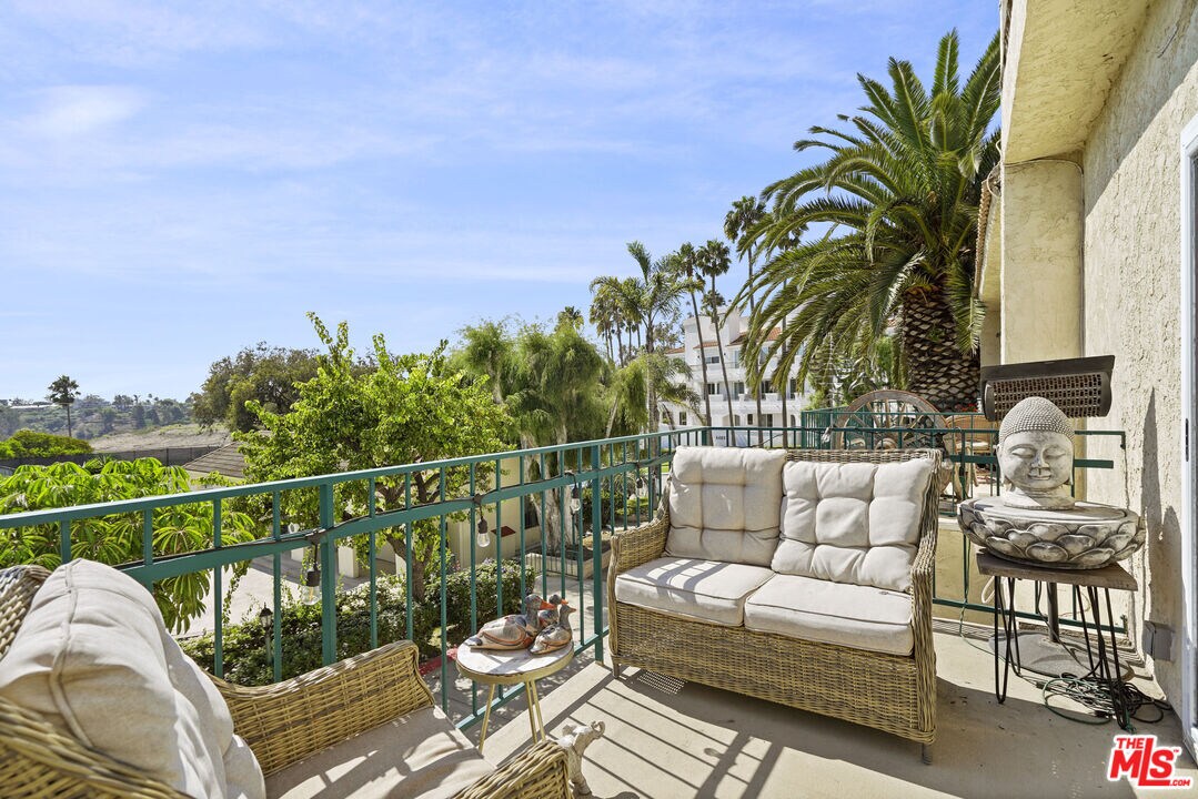 Foto principal - 6444 Cavalleri Rd
