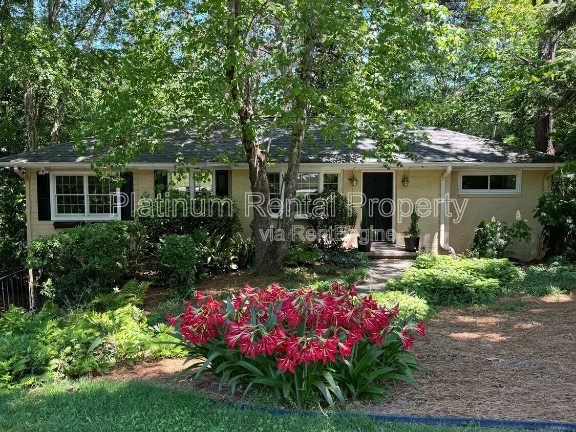 Foto principal - 383 Springdale Dr NE
