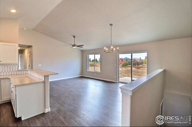 Foto del edificio - Excellent 3-Bedroom Home in Evans With Great Backyard & Attached Garage!