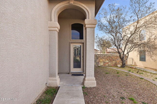 Building Photo - 4613 Al Hernandez St