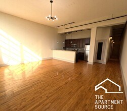 Building Photo - 1432 W 21st St