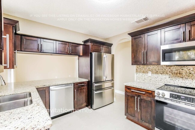 Building Photo - 15400 SW 59th St