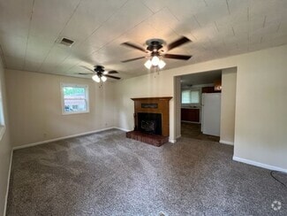 Building Photo - 1341 Acacia Club Rd