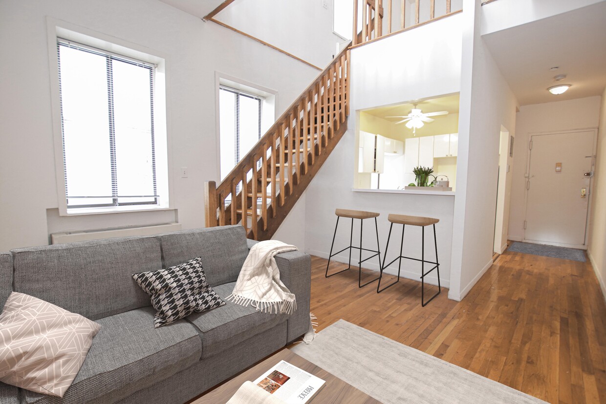 Foto principal - 231 E 33rd St