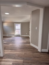 Building Photo - 121 E Brown Ave