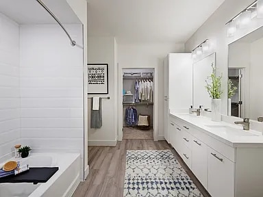 Building Photo - 2/2 Impressively Designed, Exceptionally L...