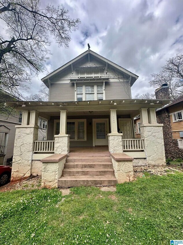 Foto principal - 1502 16th Ave S