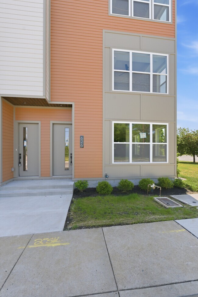 Foto del edificio - 626 40th Ave N