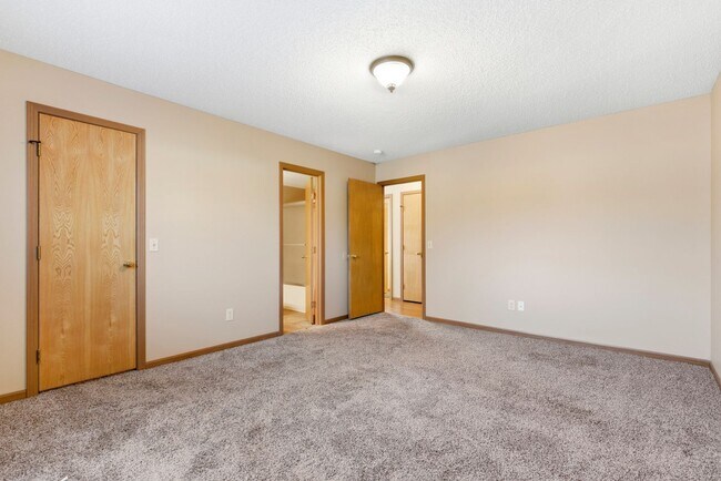 Foto del edificio - 2 Bedroom Upstairs Apartment - Springfield MO