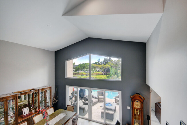 Foto del edificio - 5598 Aspen Ridge Cir