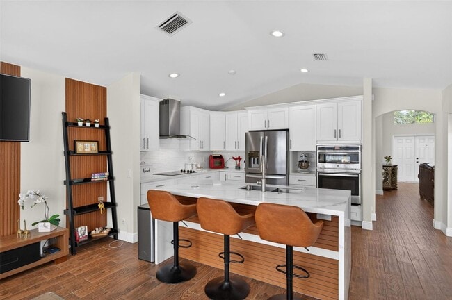 Building Photo - 1005 Cedar Falls Dr