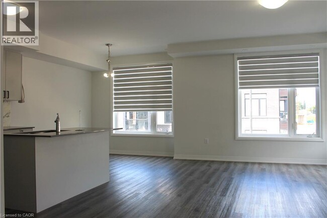 Building Photo - 155 Equestrian Way