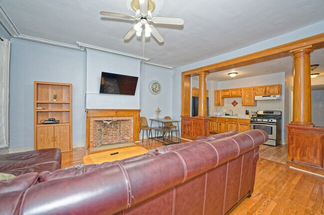 Building Photo - 87 Madison Ave