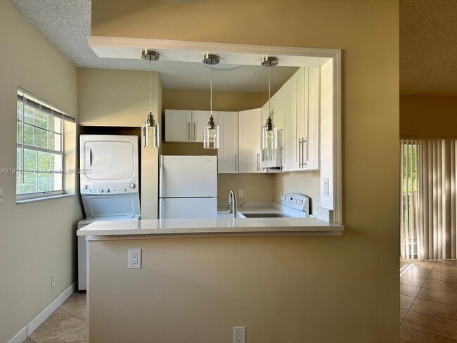 Building Photo - 820 Cypress Park Way