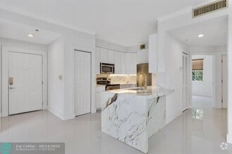 Building Photo - 1803 N Flagler Dr