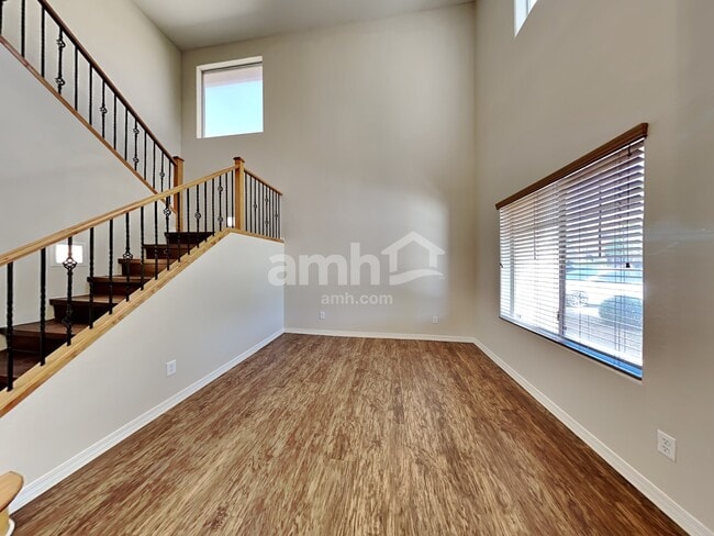 Foto del edificio - 2542 W Cordia Ln