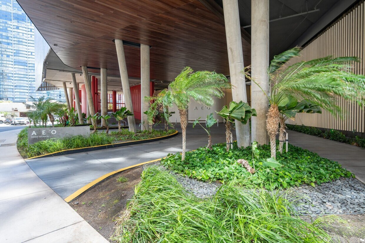 Primary Photo - AE'O 3/3 with 2 parking
