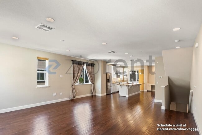Building Photo - 5823 Brandon Ct