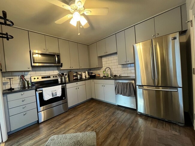 Foto del edificio - Wonderful Home Near City Park