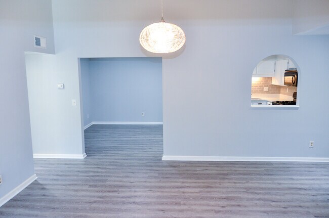 Building Photo - 507 Parkaire Crossing